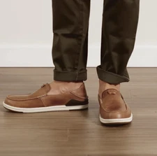 OluKai Kakaha Men’s Leather Slip On Loafers  Shoes Size 9.5 $130 in Fox