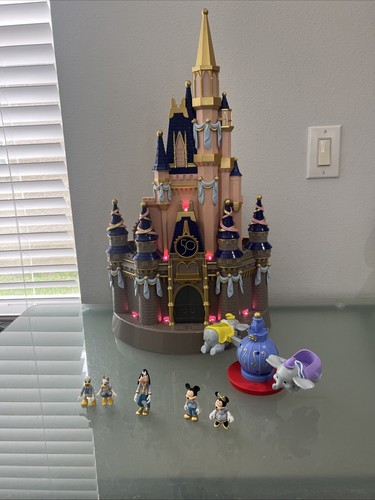 Walt Disney World Parks 50. Jubiläum Aschenputtel Schloss Spielset beleuchtet. - Bild 9 von 16