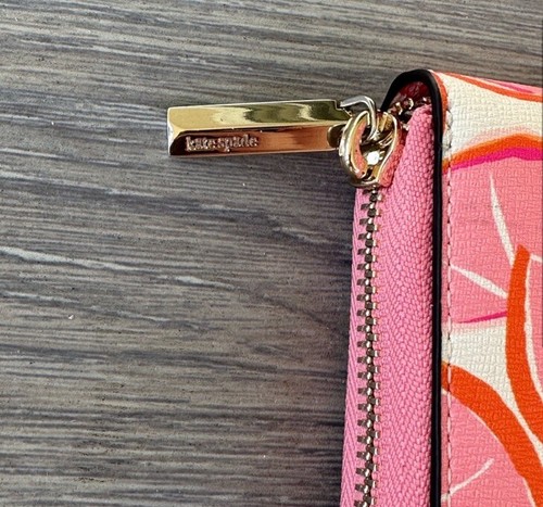 Kate Spade Spencer Grapefruit Wallet - Picture 3 of 4