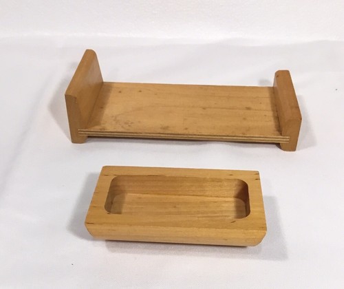 Vintage Creative Playthings Holz Puppenhaus Wiege und Bett