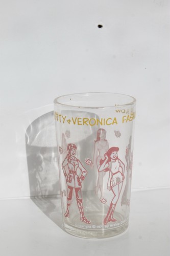 1970s Archie Comics Glasses. 5 Different Designs. 7 Total Glasses. - Picture 11 of 22