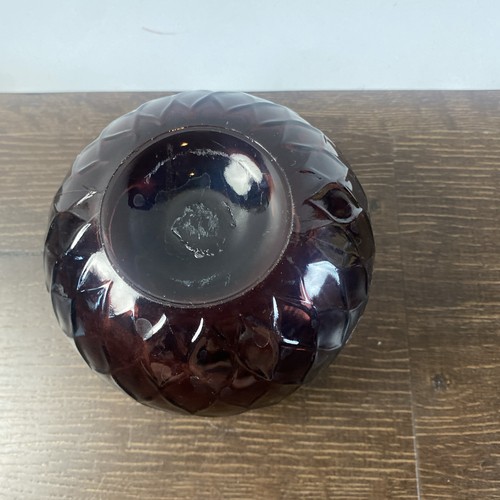 Pinched Vase Amethyst Purple Hand Blown Diamond Pattern Vintage - Picture 3 of 4