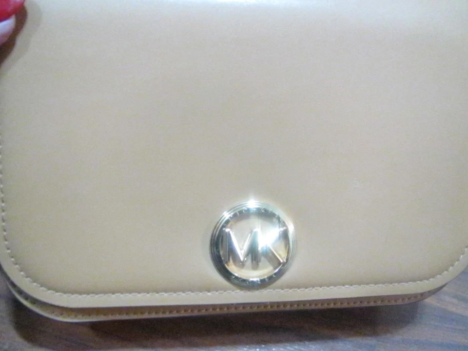 Новый без ценников! MICHAEL KORS КРАСИВЫЙ ВЕРБЛЮД ГЛАДКОЕ ЗЕРНО КОЖИ ЧЕРЕЗ ПЛЕЧО СУМОЧКА - Изображение 2 из 4