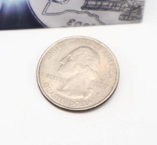 Coinnect by Seth Race (Cuarto de EE. UU.) Moneda Truco de Magia - Imagen 2 de 4