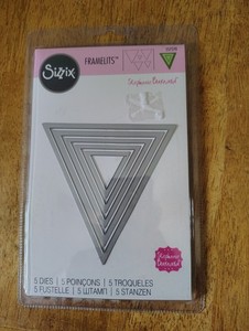 SIZZIX Stephanie Barnard Framelits Five Triangles Dies Banners Pennant Plain