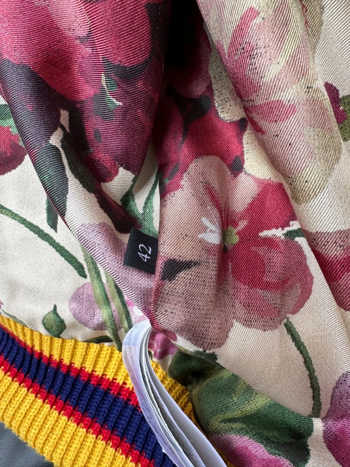 Chaqueta de cuero metálico lila Gucci [IT 42 UK 8-10] Foto 4 de 4