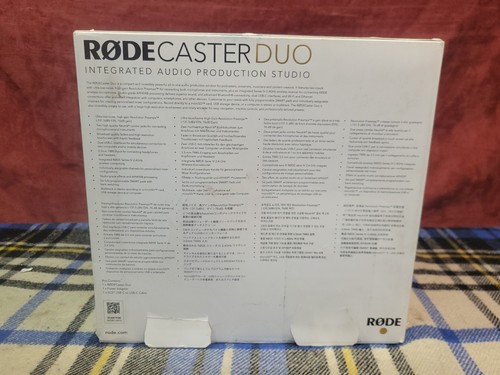 RODE Rodecaster DUO Integrated Audio Production Studio - Picture 4 of 5