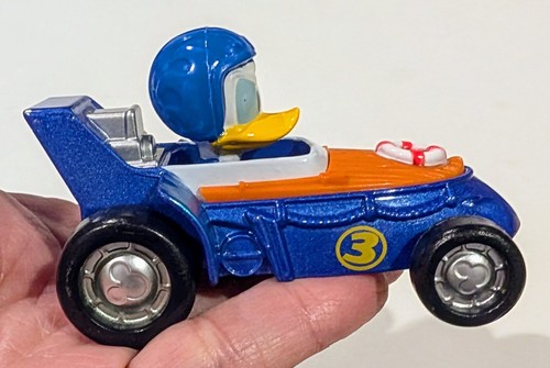 Disney Mickey & the Roadster Racers 2016 Die Cast Donald Duck Car Collectible 3" - Imagen 3 de 8