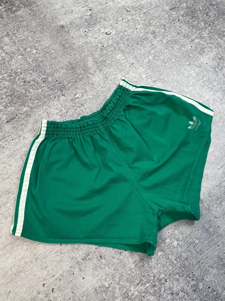 Pantalones cortos de fútbol vintage años 80 Adidas Yugoslavia Y2K Foto 2 de 4