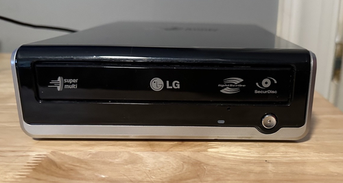 LG GE20LU10 External Super Multi DVD +/- Rewriter 20x Speed 8.5 GB LightScribe