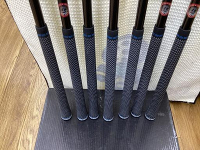 TaylorMade SIM MAX 7S Iron Set Stiff Right-Handed TENSEI TaylorMade SIM MAX 7S Iron Set Stiff Right-Handed TENSEI