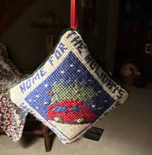Two’s Company Needlepoint Mini Pillow Door Hanger Ornament Home For The Holidays - Picture 6 of 6