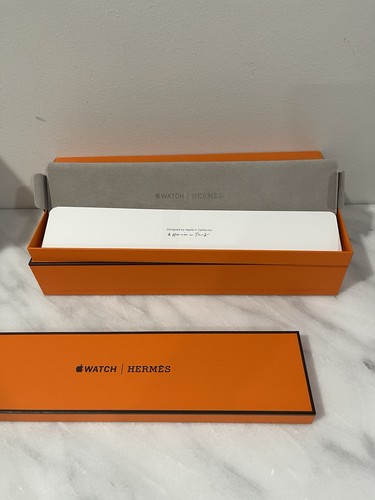 Hermes Apple Watch Series 5 44MM Space Black Single Tour Noir - 3 Armbänder - Bild 11 von 13