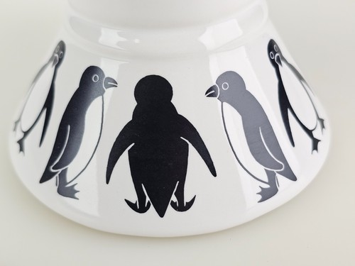 Tazza da viaggio porcellana Bearly Surviving Penguins 1982 base larga senza fuoriuscita vintage - Foto 12 di 16