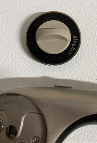Gingher Silver 45mm Rotary Cutter RIGHT Handed Sewing Fabric Quilt Tool - Picture 9 of 9