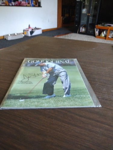 Dave Stockton signiertes Golf Journal Magazin. August 1996 - Bild 3 von 10