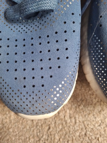 Sky Blue Trainers With Sparkles Size 4. Excellent Condition - Picture 3 of 11