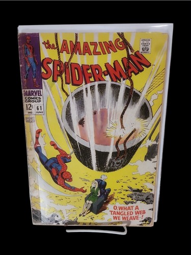 The Amazing Spider-Man #61 (Marvel Comics 1968) 1st cover app of Gwen Stacy! - Picture 4 of 16