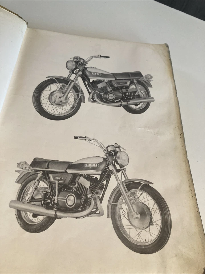 Yamaha 350 R5 Catálogo Piezas Repuesto Piezas List Moto 1970 Primera Edición - Imagen 2 de 4