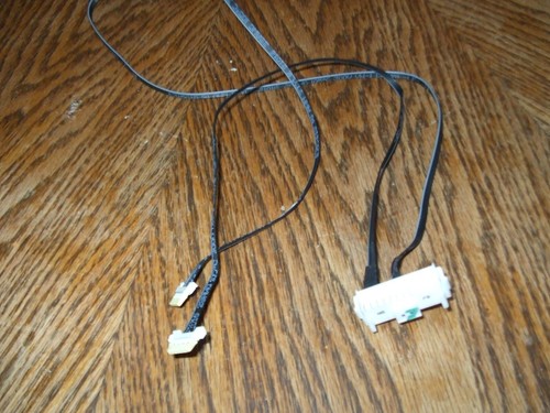 Samsung UN55NU7300F back light ribbon / jumper / Cable - Picture 3 of 4