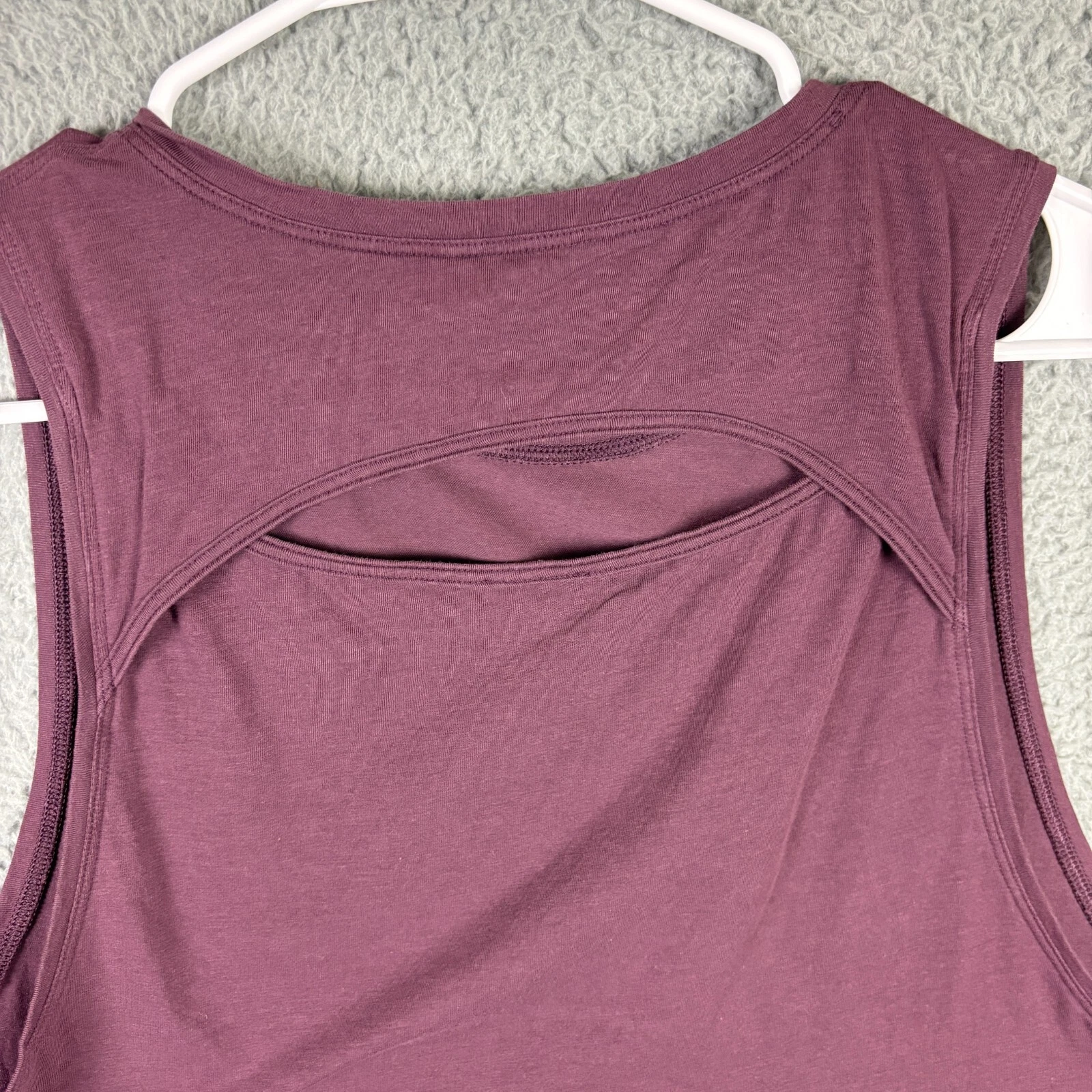 lululemon cut back crop athleisure yoga train tank-top