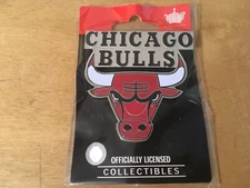 Aminco Chicago Bulls Lapel/Hat Pin Basketball NBA Shirt Pin Licensed Collectible