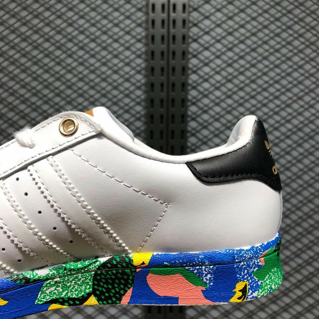 Adidas Original Women's Superstar W “Her Studio London Adidas Original Women's Superstar W “Her Studio London