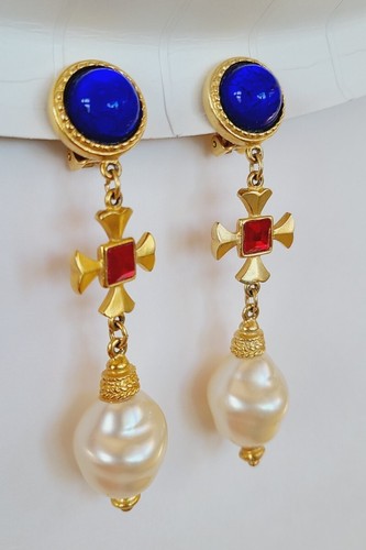 Ben Amun Vintage Gripoix Glass Gold Tone Dangle Clip-On Earrings Signed - Picture 2 of 4