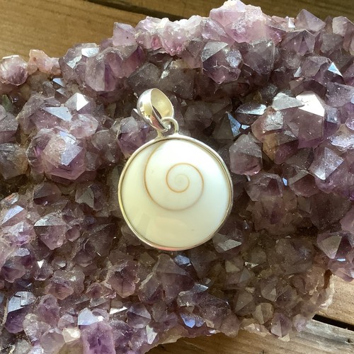 Eye of Shiva Sterling Silver Pendant ~ Mermaids Money ~ Symbolises Flow Of Life - Picture 7 of 11
