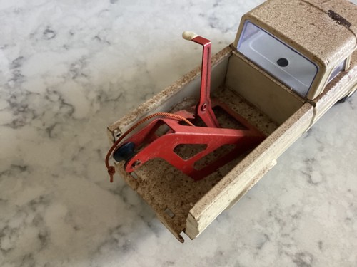 Vintage 1960s Mini  Tonka Jeep Tow Truck White Pressed Steel 9" - Picture 4 of 8