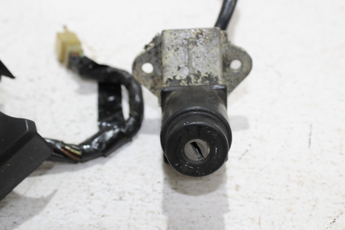 1984 KAWASAKI GPZ750 ZX750A IGNITION LOCK W KEY WITH TRIM | eBay