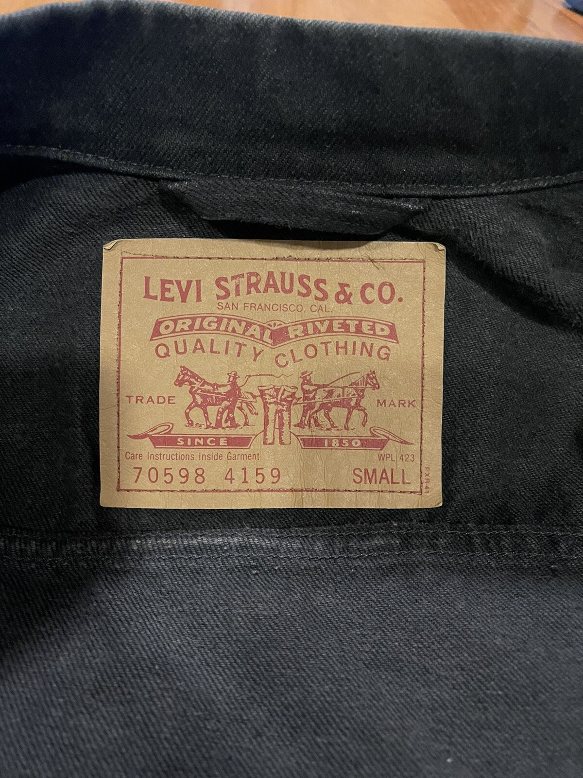 VINTAGE Levi's Black Denim Trucker Jacket Men's Small
