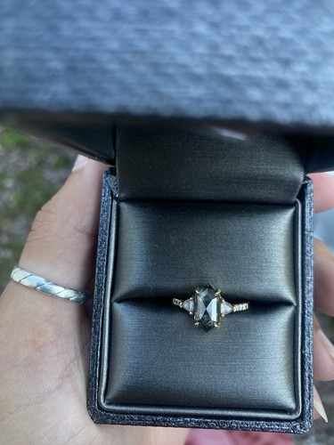 Beautiful Salt & Pepper Diamond Engagement Ring - Size 5.5 - 2.17 Carats - Picture 2 of 3