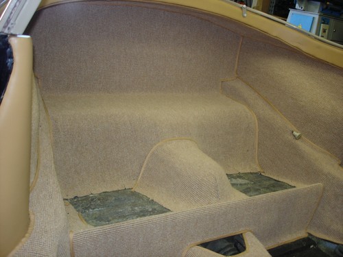 PORSCHE 356 ROADSTER - ORIGINAL GERMAN SQUARE WEAVE CARPET KIT IN TAN - Picture 3 of 3