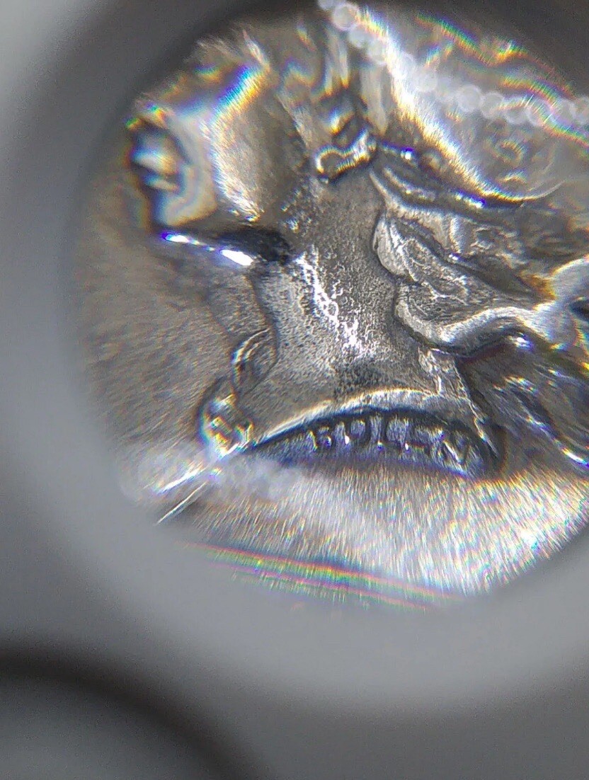 Foto 3 di 3