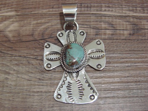 Navajo Nickel Silber & Türkis Kreuz Anhänger - Cleveland