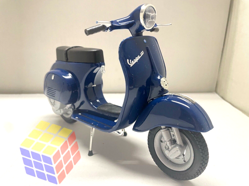 Moto clásica Vespa 125 Primavera Azul (Escala 1/9) Die-cast, Scooter, Protar - Imagen 3 de 16