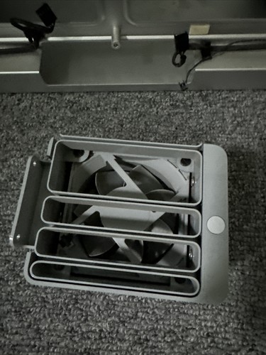 2009 Mac Pro 4,1 Fan Enclosure With 3 Fans Apple Mac Tower Fans Used - Picture 8 of 9