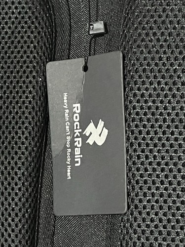 ROCKRAIN Hydration Backpack Insulated Hydration Pack for Hiking, Climbing... - Picture 7 of 7