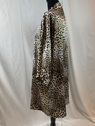 Victoria’s Secret Women’s Size Small Medium Satin Animal Print Short Robe - Picture 6 of 7