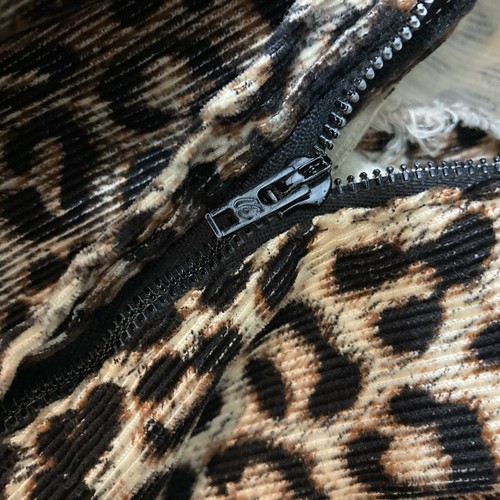 Vintage 70s Leopard Print Corduroy Pants, Relaxed Fit, High Waisted - Picture 6 of 12