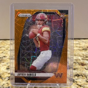 2024 Panini Prizm - Rookies Jayden Daniels #347 Lazer Prizm (RC)