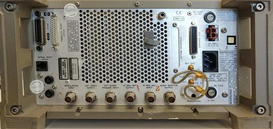 hp 8920B COMMUNICATIONS ANALYZER WITH OPTIONS 001,004,010,051,102. - Image 2 of 3