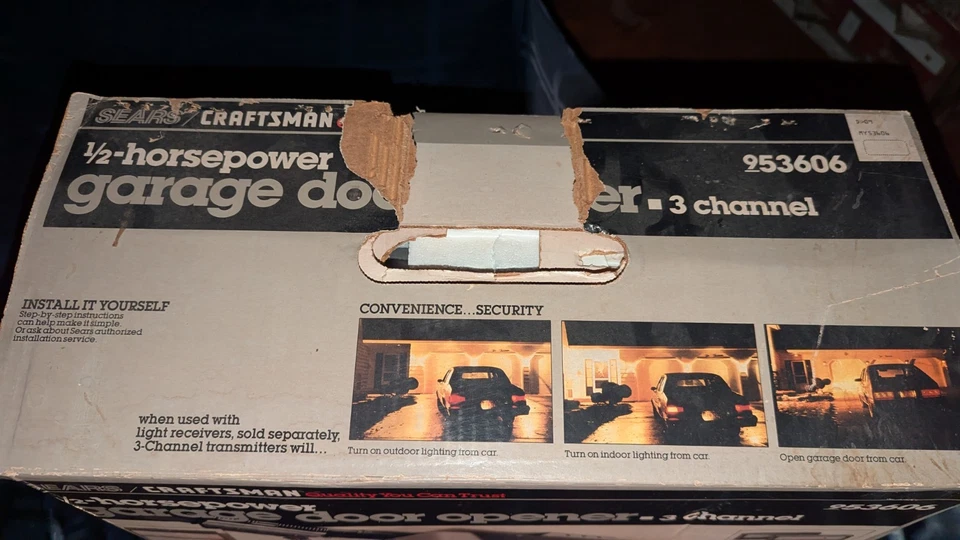 Abridor de puerta de garaje vintage Craftsman control remoto 1/2 hp 953606 Foto 2 de 4