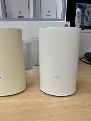HUAWEI WiFi Q2 Pro (Pack of 3, Hybrid), Whole Home Mesh Wi-Fi System Sun Bleach - Imagen 2 de 12