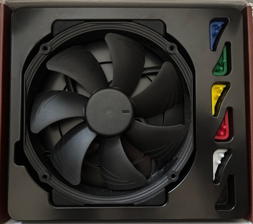 Noctua NF-A15 HS-PWM chromax.Black.swap, Premium Quiet Fan, 4-Pin (140mm,... - Picture 3 of 4