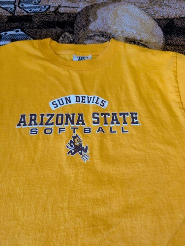 Vintage ASU Arizona State University T-Shirt Men’s Small Yellow - Picture 4 of 10