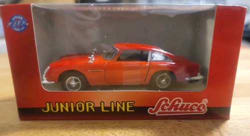 Schuco Junior Line Aston Martin Dbs 1/43 rojo diecast - Imagen 2 de 11