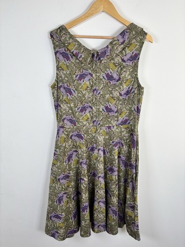 Lindy Bop SIze UK 18 Cotton Blend Purple Green Floral Dress Rockabilly A Line - Picture 9 of 10