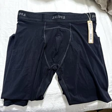 SKIMS Men’s Sport Leggings Obsidian Small